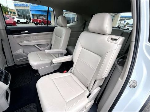 Used 2021 Volkswagen Atlas SE FWD image 19