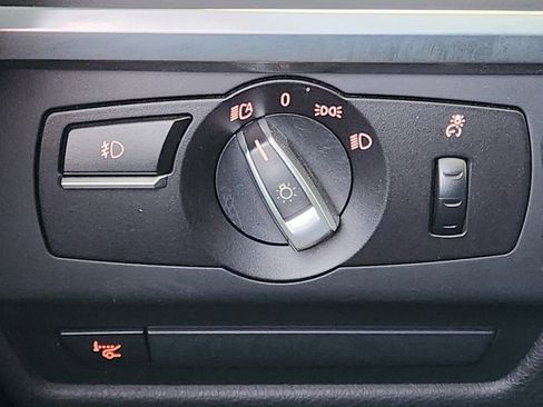 Used 2013 BMW 650i Convertible image 27