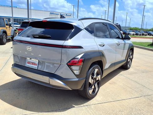 Used 2024 Hyundai Kona Limited FWD image 7