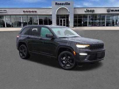 New 2025 Jeep Grand Cherokee Limited w/ Black Appearance Package