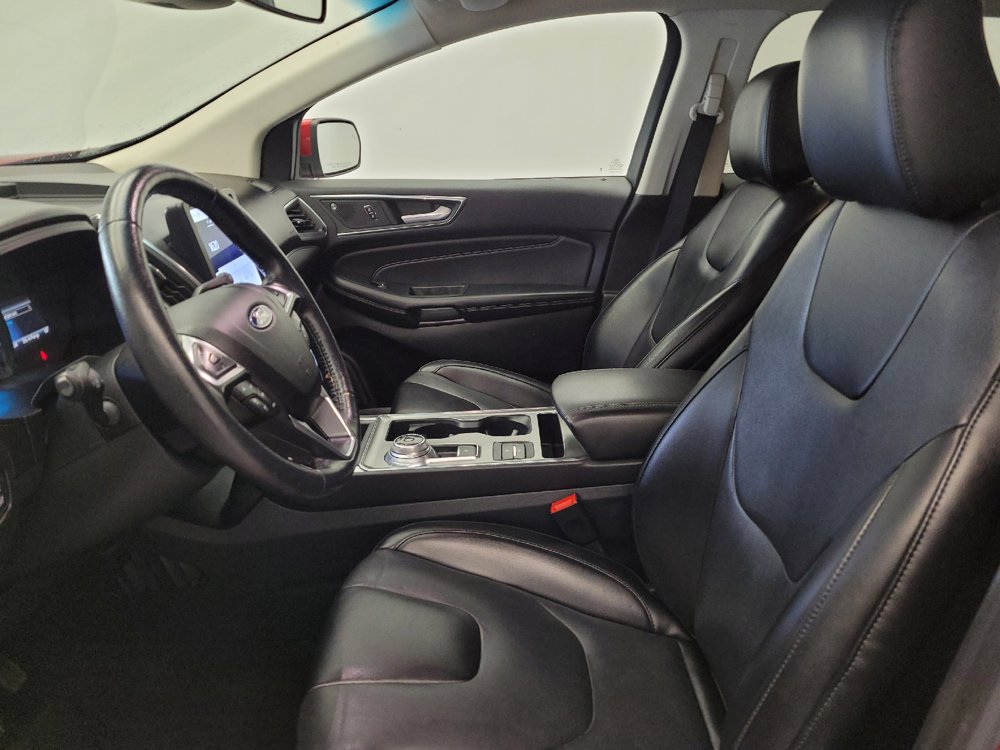 Used 2022 Ford Edge Titanium AWD/4WD image 17