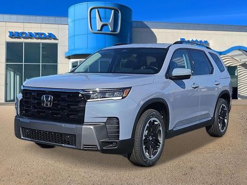 New 2026 Honda Pilot Touring image 1