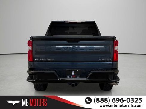 Used 2021 Chevrolet Silverado 1500 Custom Trail Boss AWD/4WD image 6