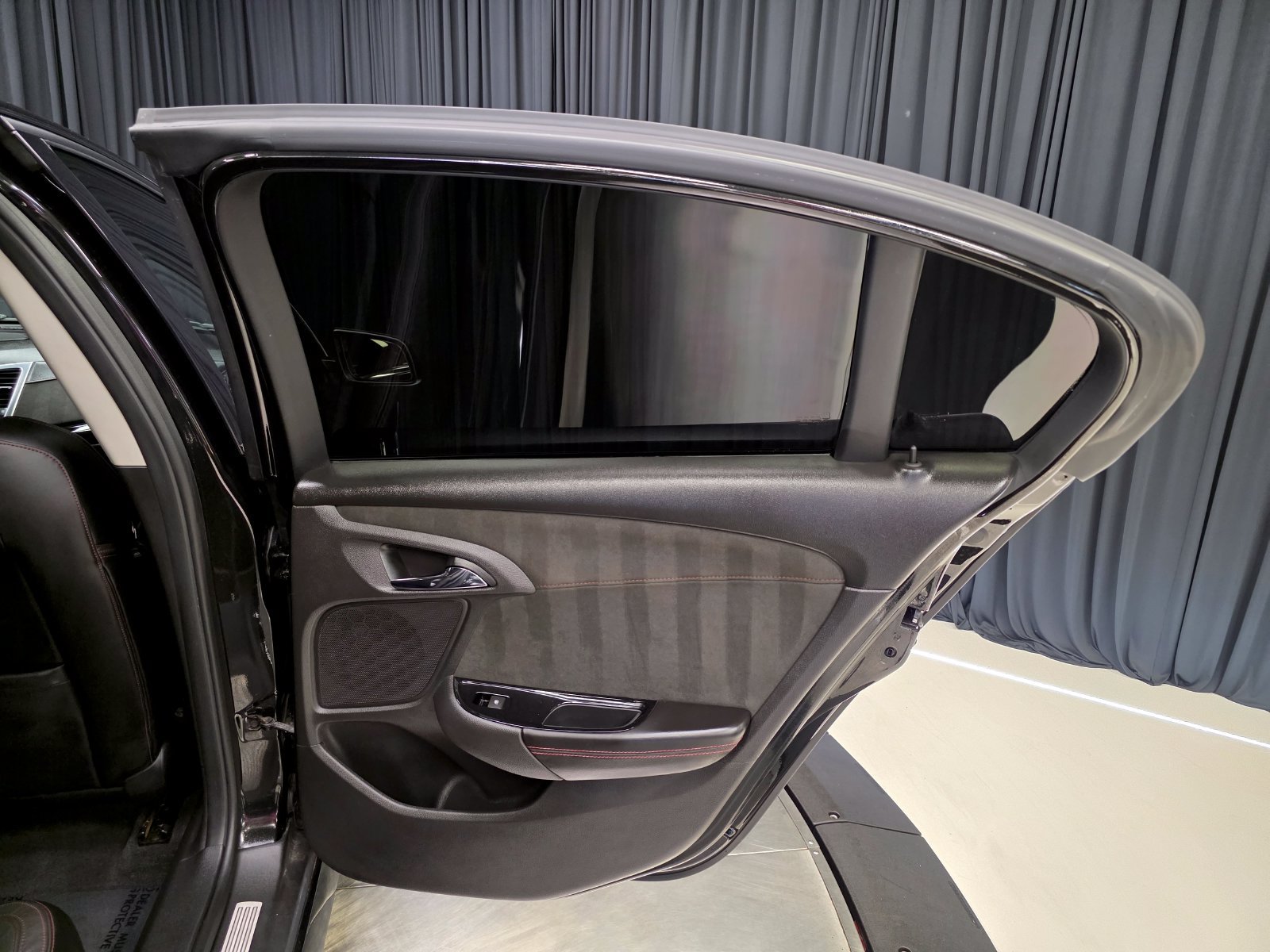 Used 2016 Chevrolet SS RWD image 38