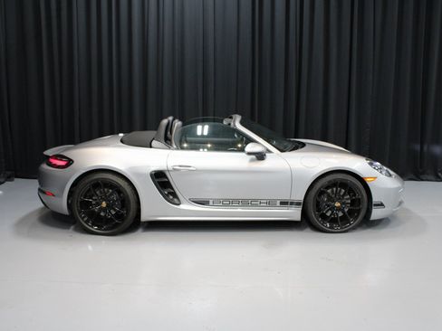 Used 2024 Porsche 718 Boxster image 8