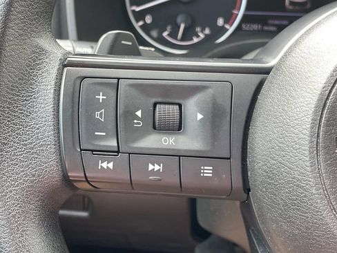 Used 2023 Nissan Rogue S FWD image 21