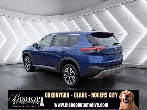 Used 2023 Nissan Rogue SV image 16