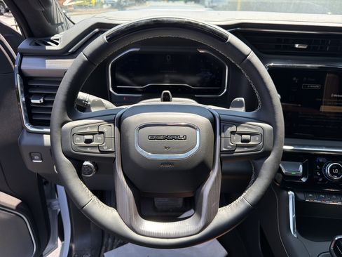 Used 2026 GMC Sierra 1500 Denali Ultimate AWD/4WD image 10