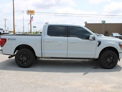 Used 2024 Ford F150 Platinum w/ FX4 Off-Road Package AWD/4WD image 4