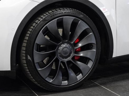 Used 2020 Tesla Model Y Performance image 58