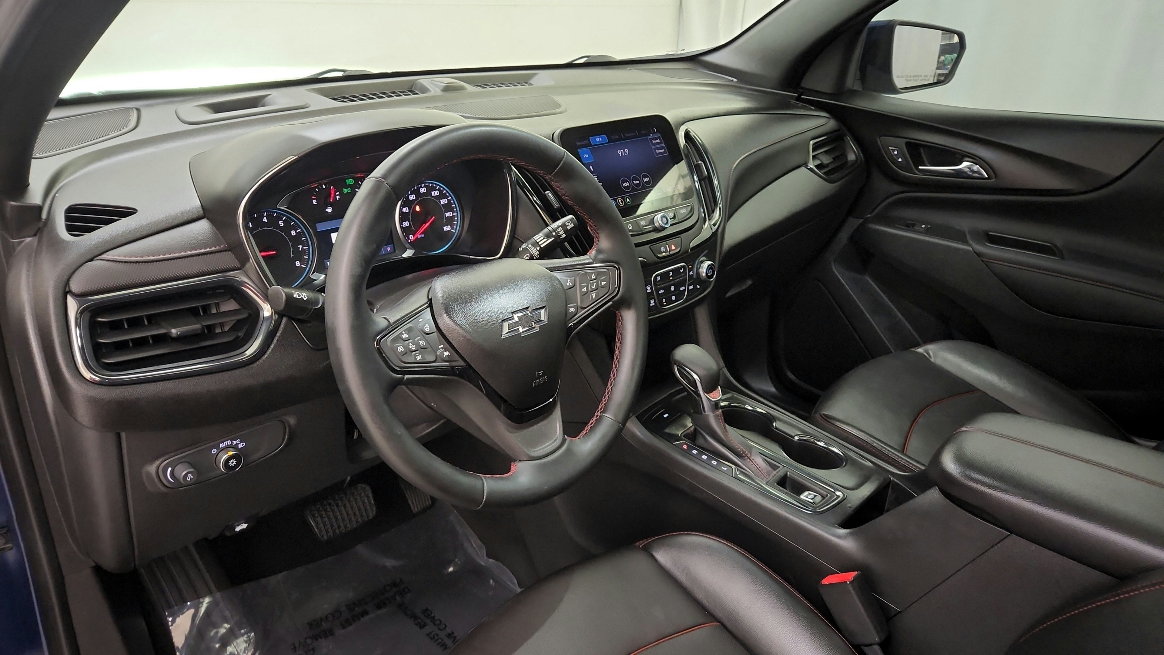 Used 2023 Chevrolet Equinox RS w/ RS Leather Package AWD/4WD image 16