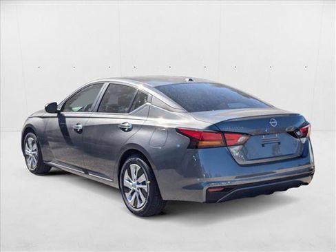 New 2025 Nissan Altima 2.5 S image 8