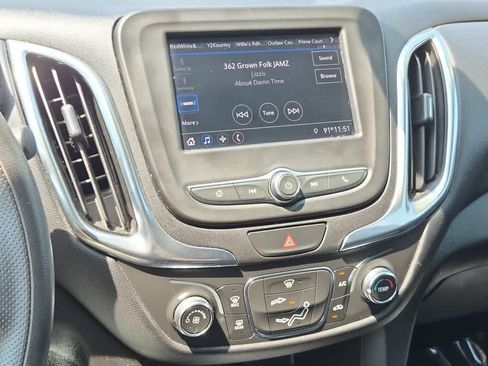 Used 2020 Chevrolet Equinox LT FWD image 13