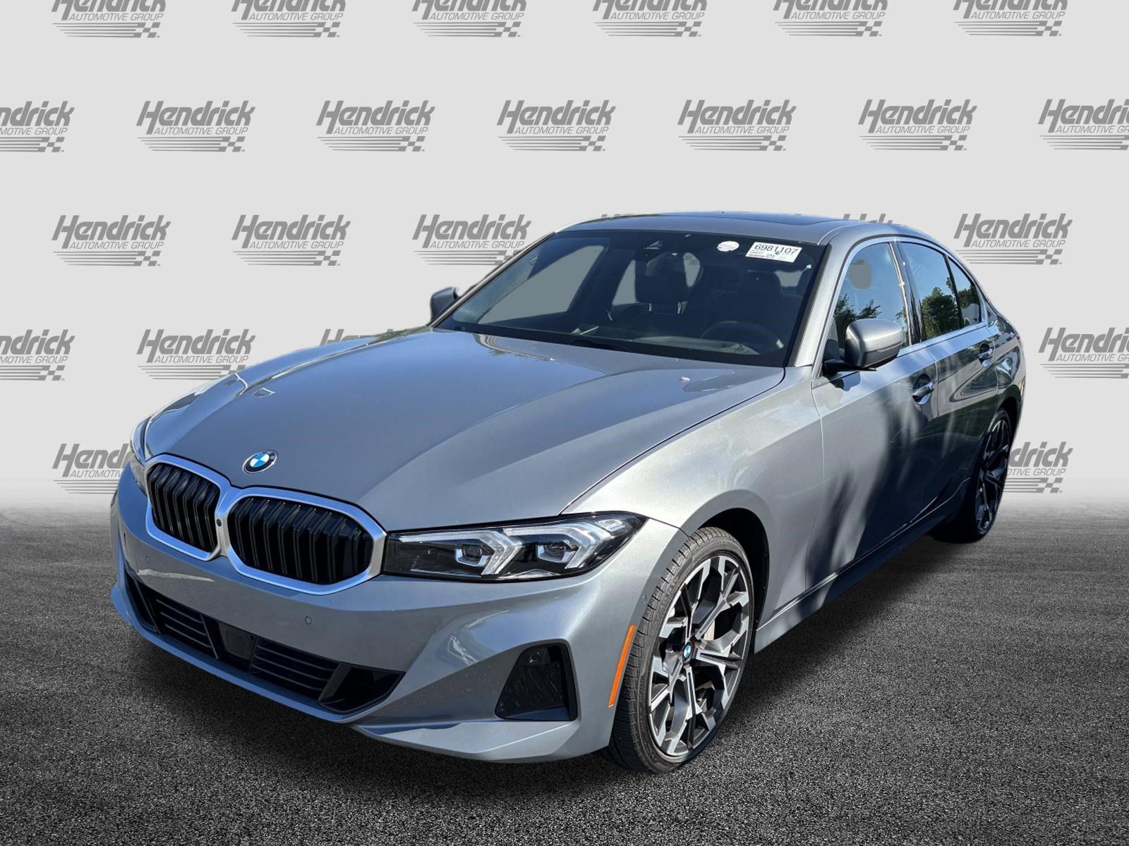 Certified 2025 BMW 330i Sedan RWD image 6