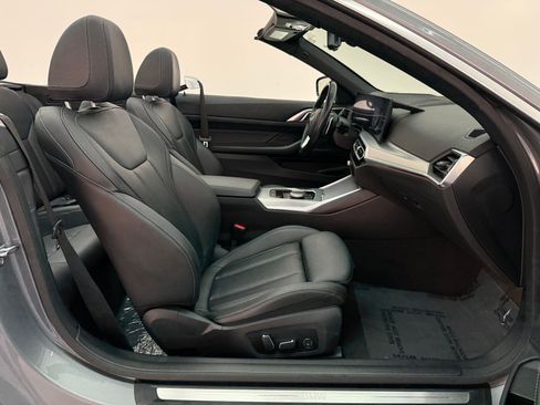 Used 2024 BMW 430i Convertible RWD image 23