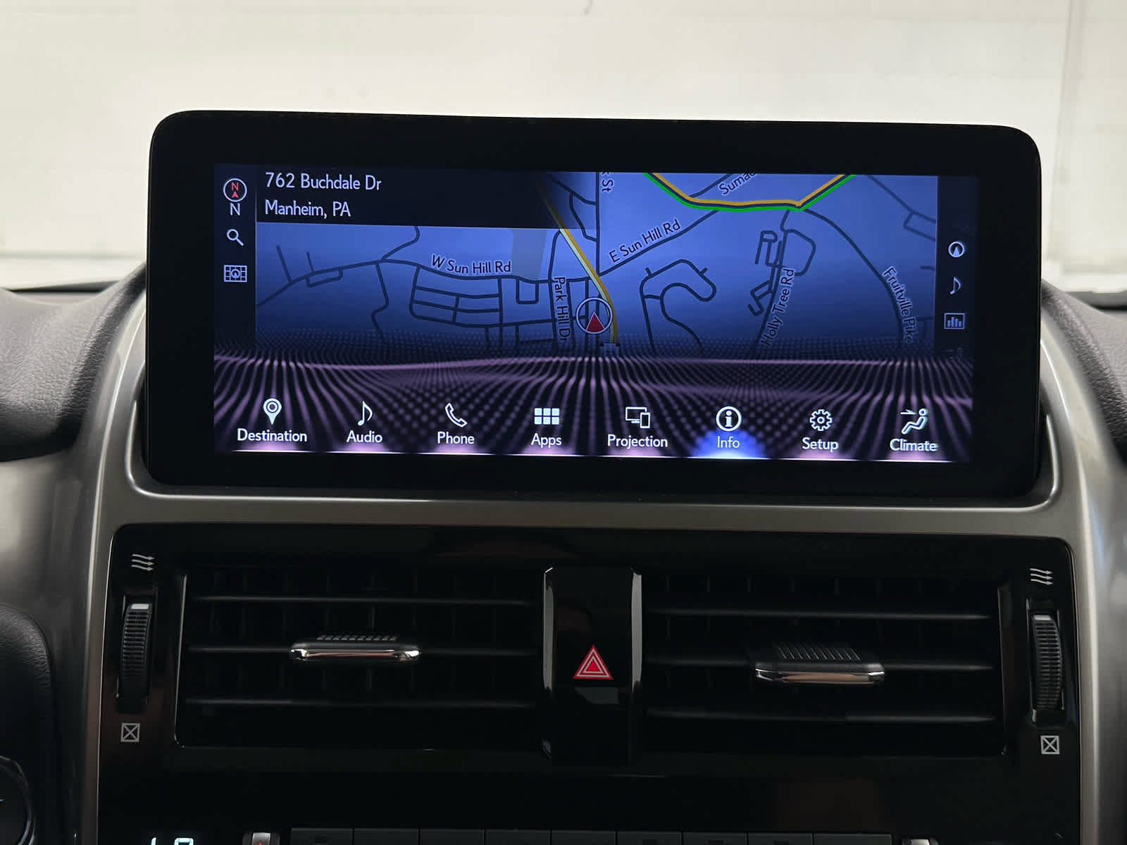 Used 2022 Lexus GX 460 Luxury w/ Sport Design Package AWD/4WD image 33