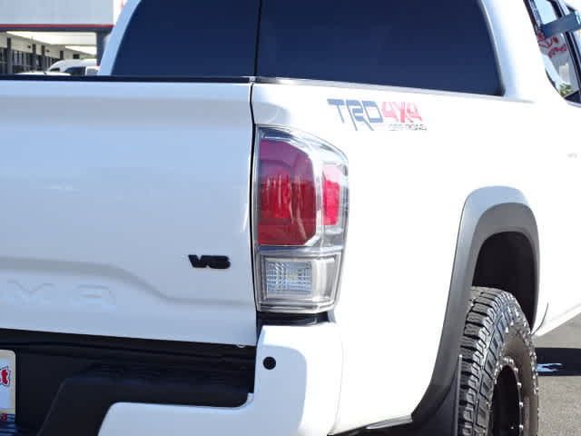 Certified 2023 Toyota Tacoma TRD Off-Road w/ Technology Package AWD/4WD image 11