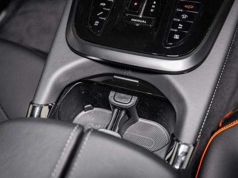 Used 2025 Aston Martin DBX 707 image 49