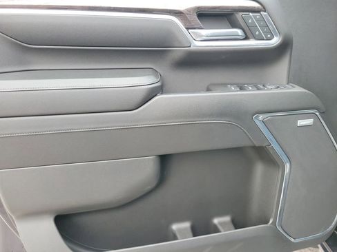 Certified 2024 Chevrolet Silverado 2500 LTZ w/ LTZ Convenience Package image 22