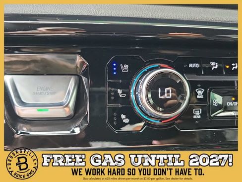 New 2026 GMC Sierra 1500 AT4 w/ AT4 Premium Package AWD/4WD image 22