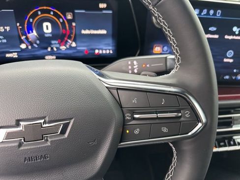 New 2026 Chevrolet Traverse Z71 w/ Driver Confidence Package image 17