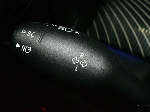 Used 2023 MINI Cooper S w/ MINI Resolute Edition image 27