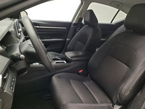 Used 2021 Nissan Altima 2.5 SV FWD image 17