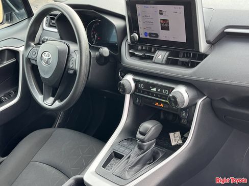 Certified 2024 Toyota RAV4 XLE FWD image 13