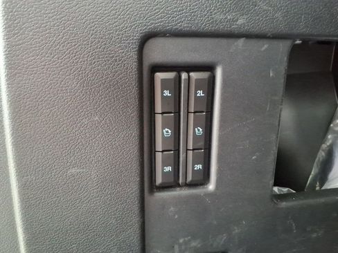 Used 2024 Ford Expedition Limited AWD/4WD image 22