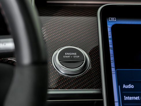 Used 2024 Mercedes-Benz S 63 AMG S image 33