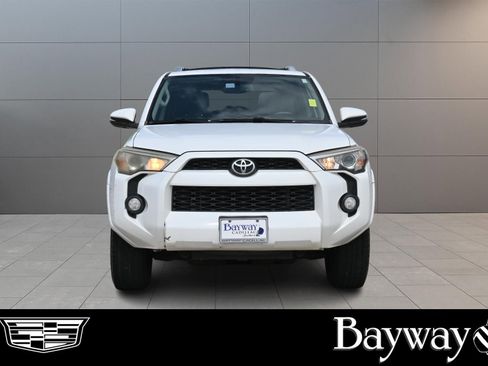 Used 2014 Toyota 4Runner SR5 Premium RWD image 2