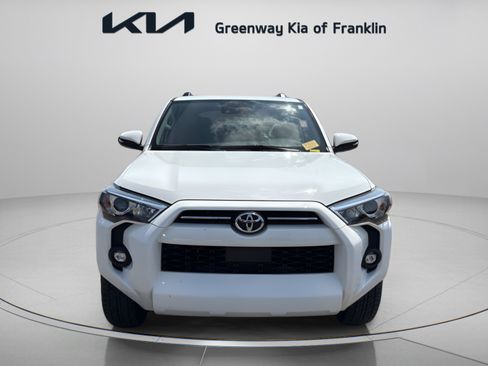 Used 2021 Toyota 4Runner SR5 Premium w/ Moonroof Package AWD/4WD image 2