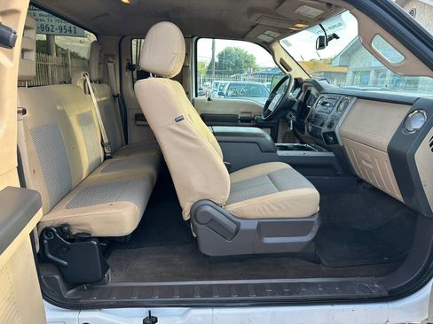 Used 2016 Ford F250 XLT w/ XLT Value Package image 9