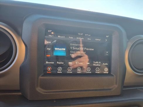 Certified 2020 Jeep Gladiator Sport w/ Quick Order Package 24S image 14