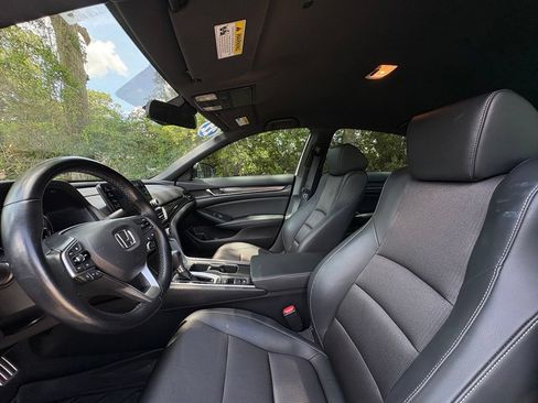Used 2022 Honda Accord Sport image 9