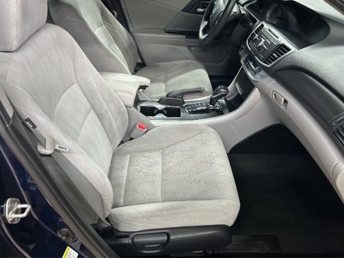Used 2013 Honda Accord EX image 11