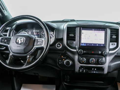 Used 2024 RAM 2500 Big Horn AWD/4WD image 18