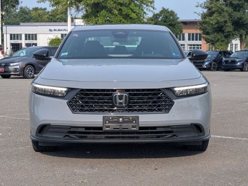 Used 2024 Honda Accord Sport image 2