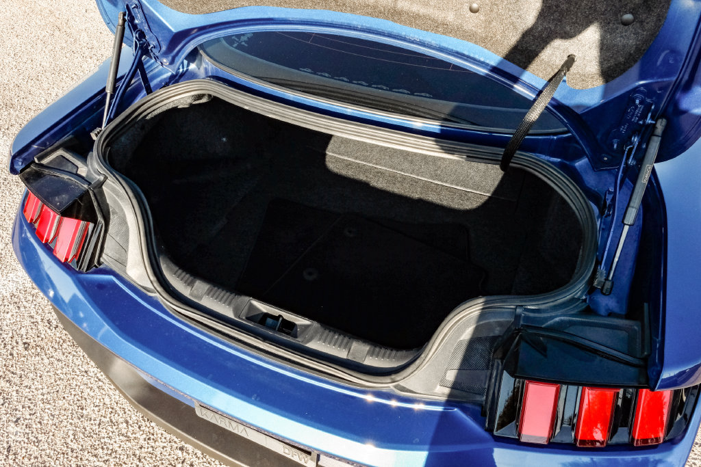 Used 2024 Ford Mustang GT RWD image 39