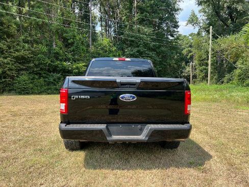 Used 2017 Ford F150 XL w/ Equipment Group 101A Mid image 6