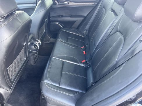 Used 2022 Alfa Romeo Stelvio Ti image 22
