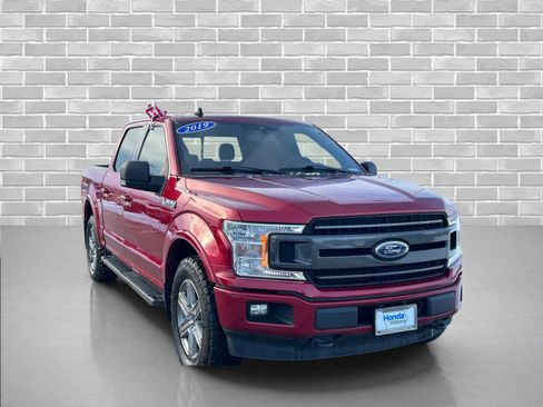 Used 2019 Ford F150 XLT w/ Equipment Group 302A Luxury image 8