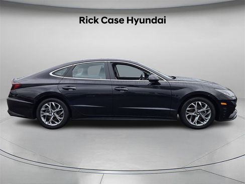 Used 2023 Hyundai Sonata SEL w/ Convenience Package image 4