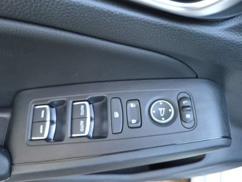 Certified 2024 Honda Civic EX-L image 15