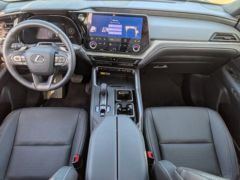 Used 2025 Lexus TX 350 FWD image 4