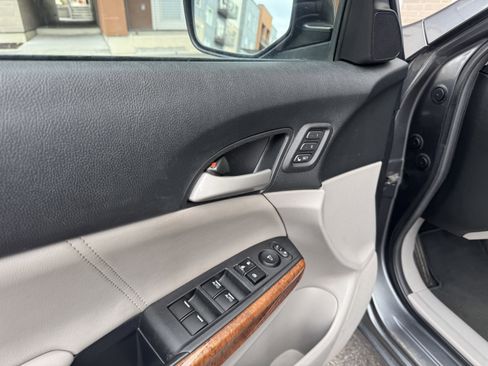 Used 2012 Honda Accord EX-L image 18