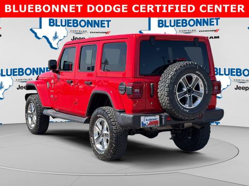 Used 2020 Jeep Wrangler Unlimited Sahara w/ LED Lighting Group AWD/4WD image 7