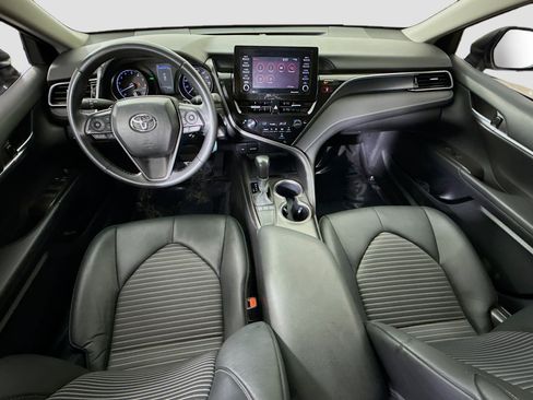 Used 2024 Toyota Camry SE image 23