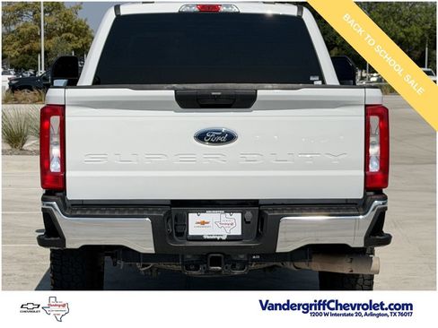 Used 2024 Ford F250 XLT w/ FX4 Off-Road Package AWD/4WD image 5