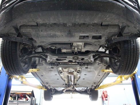 Used 2022 Volkswagen Tiguan SE R-Line image 94